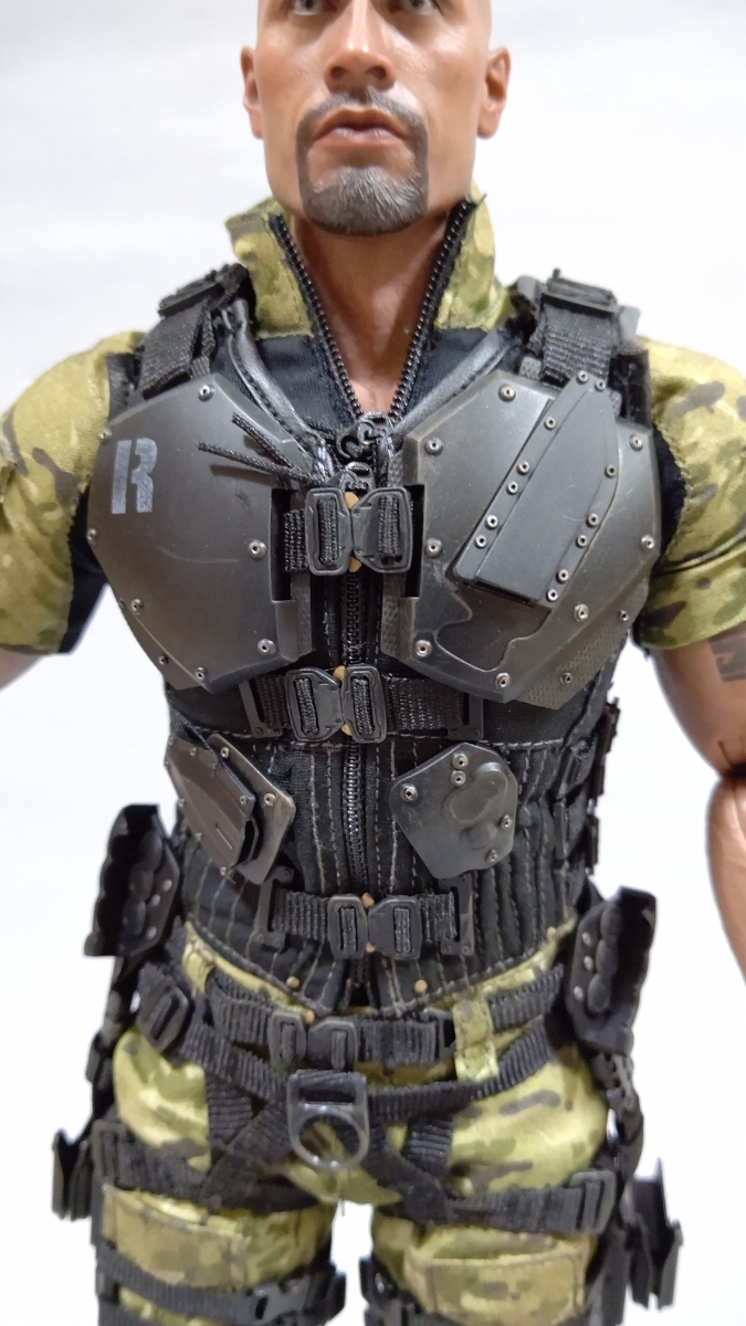 ホットトイズ 1/6 ロードブロック 【プロテクター/ベスト】 G.I.ジョー