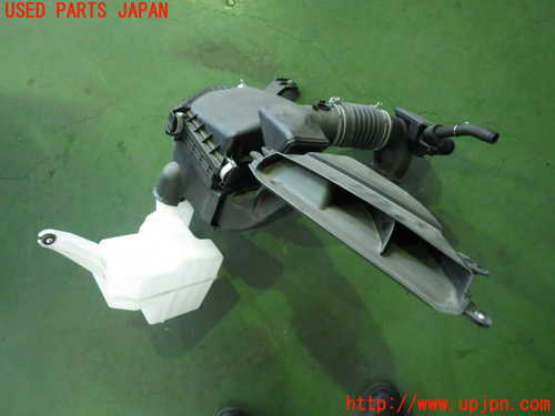 4upj クラウンロイヤルハイブリッド Aws210 エアクリーナーボックス 中古 の落札情報詳細 ヤフオク落札価格情報 オークフリー