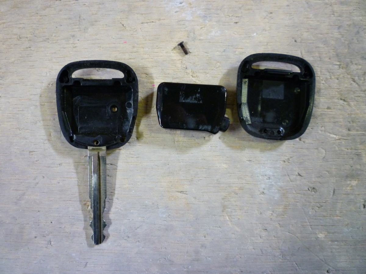 Zze124 カローラスパシオ 純正 リモコンキー 鍵 送料無料 の落札情報詳細 ヤフオク落札価格情報 オークフリー スマートフォン版 Zze124 カローラスパシオ 純正 リモコンキー 鍵 送料無料 の落札情報詳細 ヤフオク落札価格情報 オークフリー スマートフォン版