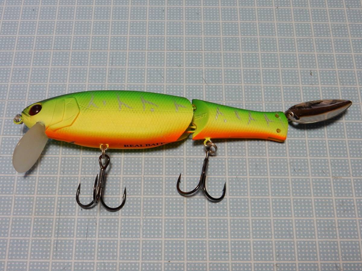 ラッキークラフト リアルベイト Realbait 美品 の落札情報詳細 ヤフオク落札価格情報 オークフリー スマートフォン版