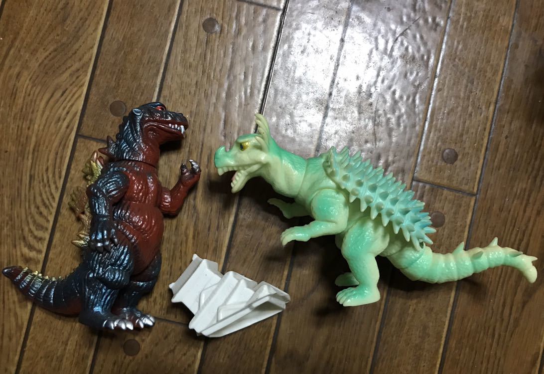 マーミット ゴジラ フィギュア 緑 Bibian 比比昂- マーミット