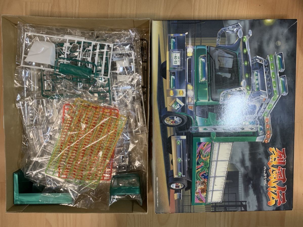 メーカー直送】 アオシマ烈風伝デコトラ