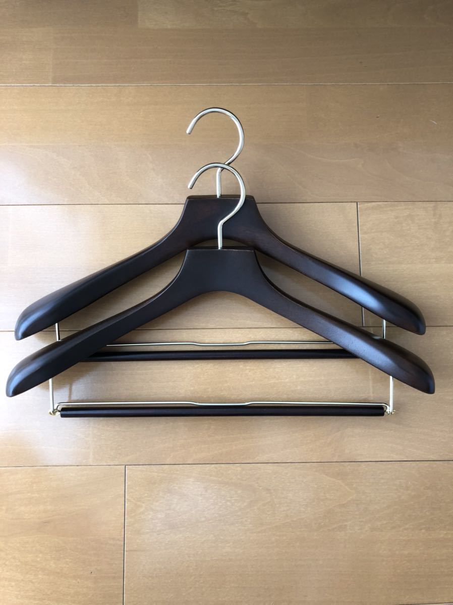 新品 未使用 擦有 ながしおハンガー 長塩ハンガー スーツ 日本製 木製ハンガー 高級 スラックス バー付 ナカタハンガーがお好きな方にもおすすめ の落札情報詳細 ヤフオク落札価格情報 オークフリー スマートフォン版
