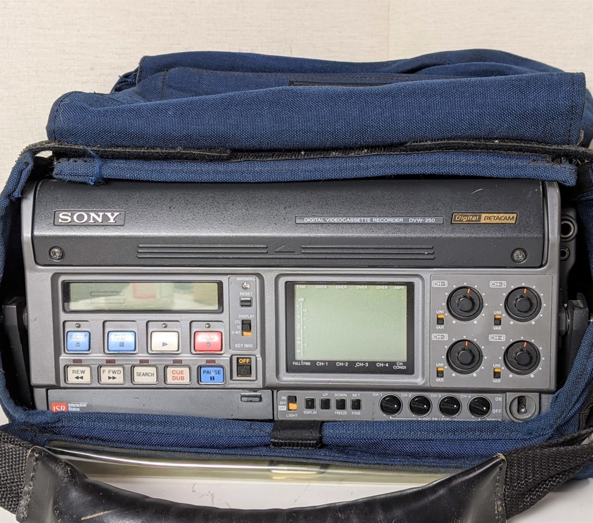 □SONY DVW-250 ソニー Digital BETACAM ポータブルレコーダー デジベ