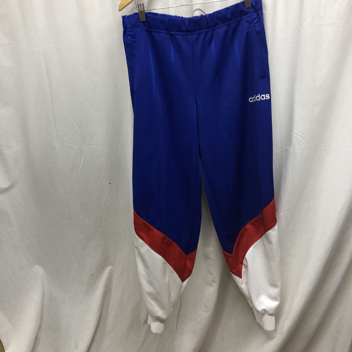 617v アディダス Adidas デサント ジャージ ロング パンツ ブルー サイズxo スポーツ サッカー ウェア の落札情報詳細 ヤフオク落札価格情報 オークフリー スマートフォン版