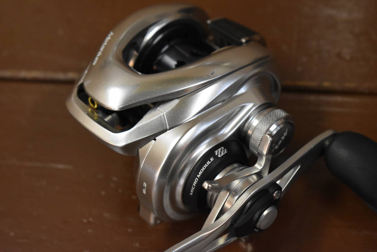 即決程度良好品 シマノ 16 メタニウム Mgl 左 ギア比 6 3 Shimano Metanium ベイトリール ブラックバス バス釣り の落札情報詳細 ヤフオク落札価格情報 オークフリー スマートフォン版