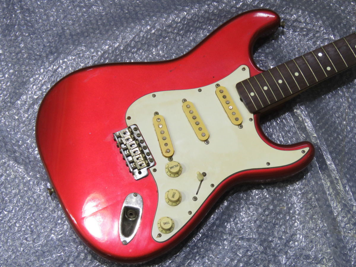 1円～ Fender/フェンダー ジャパン ストラトキャスター 赤 エレキ