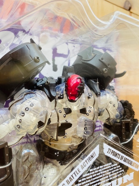 新品】TRYGUN モネヴ・ザ・ゲイル 海洋堂 THE PLANET SMOKE フィギュア
