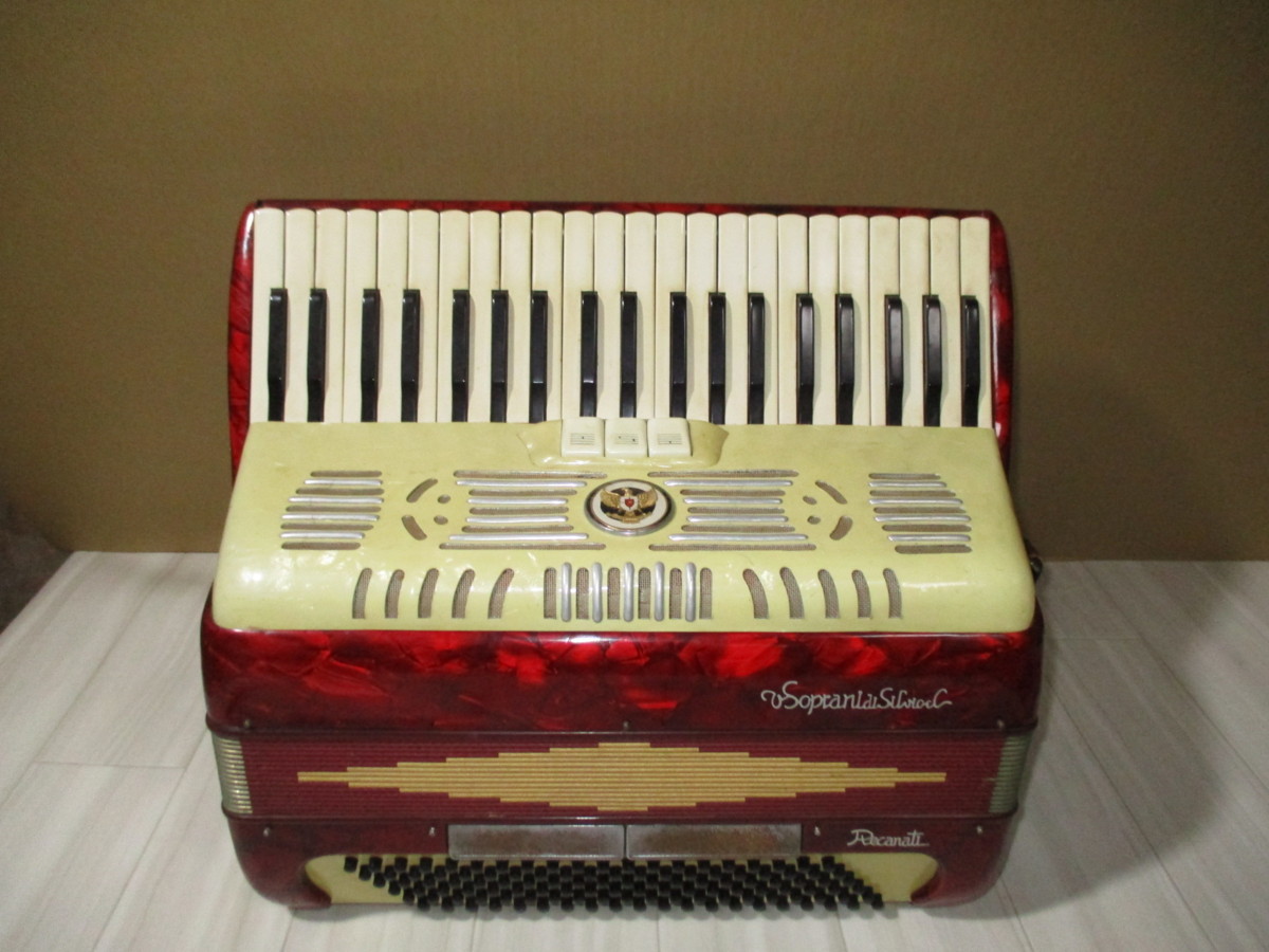 V.Soprani di Silvio EL Recanati アコーディオン 41鍵 120ベース 鍵盤