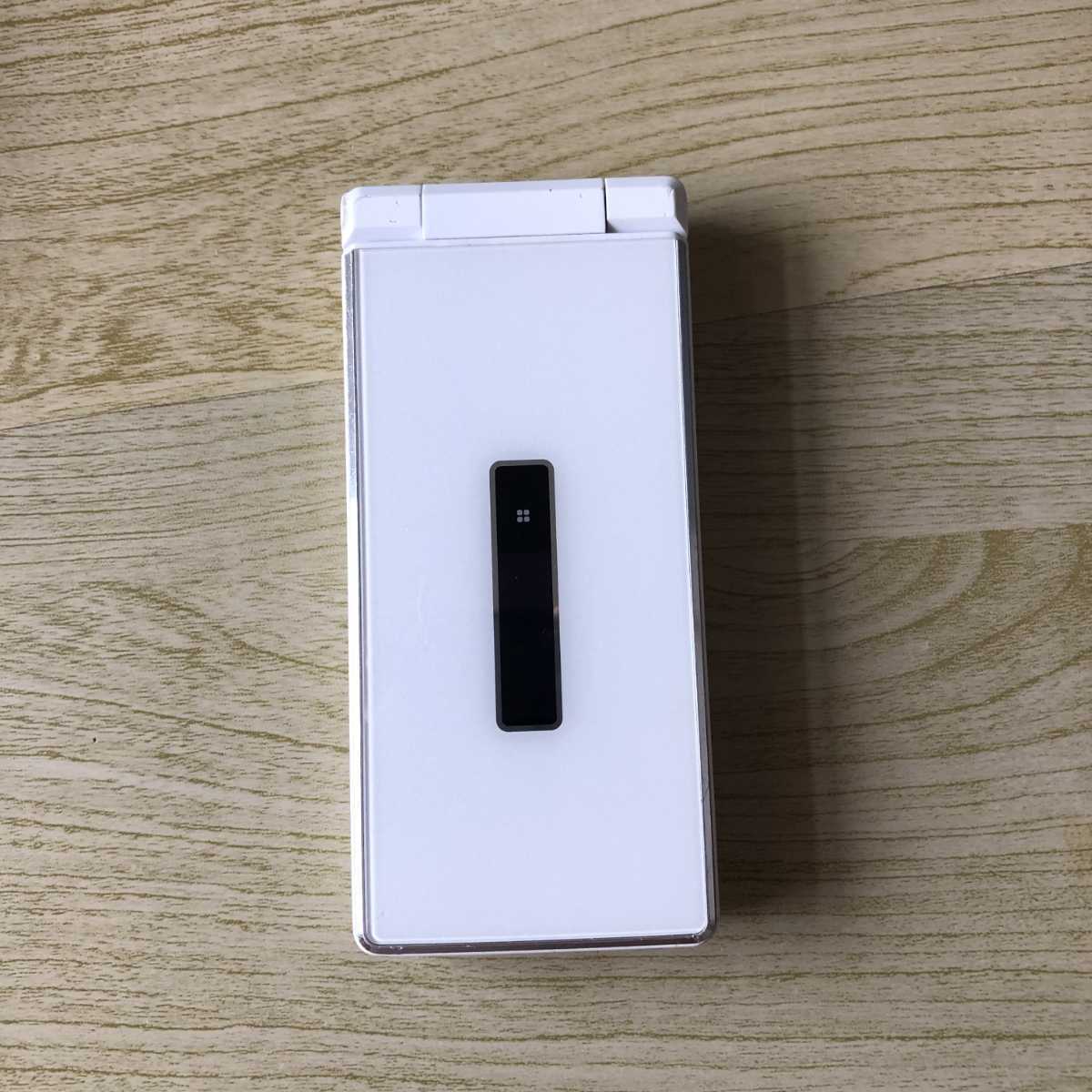 新品 Fp 06 送料無料 シャープ Aquos ケータイ Sh 06g Docomo ホワイト 白ロム 携帯電話 ガラケー 中古 の落札情報詳細 ヤフオク落札価格情報 オークフリー スマートフォン版