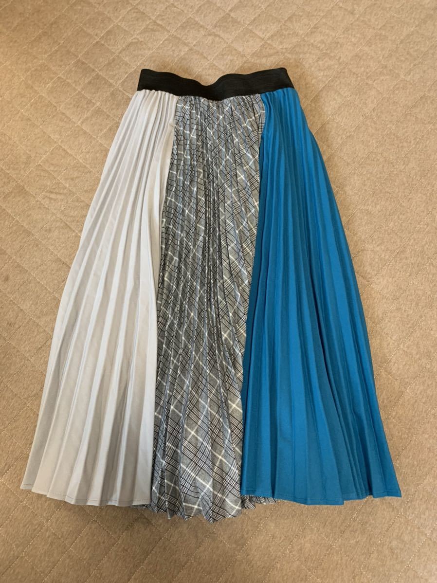 Cecil Mcbee セシルマクビー スカート プリーツスカート ウエストゴム グレー ブルー系 チェック Used の落札情報詳細 ヤフオク落札価格情報 オークフリー スマートフォン版