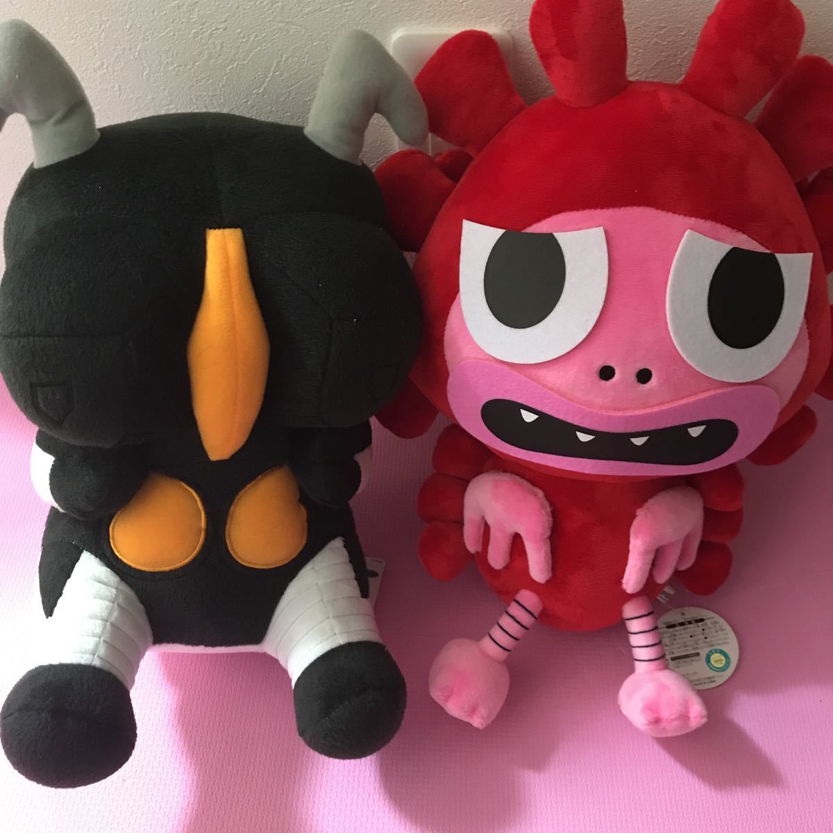 新品】ウルトラマン シリーズ めちゃでか ぬいぐるみ ゼットン