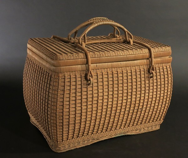 ☆】時代籐編手付茶籠 内刺繍布張 煤竹 竹細工 提籃籠 茶道具 名作 【