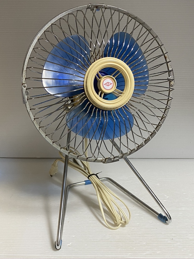 稼働品 ジャンク オシャレ 昭和レトロ Jef ジェフ 卓上扇風機 お店のディスプレイ 飾り 置物 Fan cm の落札情報詳細 ヤフオク落札価格情報 オークフリー スマートフォン版