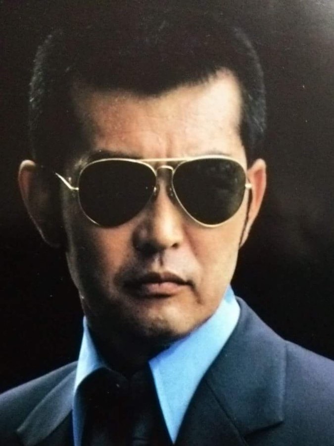 新品 渡 哲也 西部警察 大門 石原軍団 スナップ スチル写真 L判 ８枚 ショットガン の落札情報詳細 ヤフオク落札価格情報 オークフリー スマートフォン版