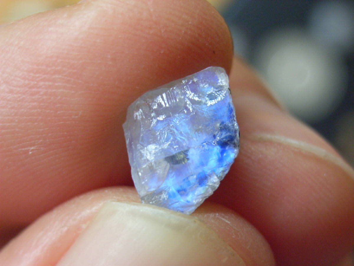 ブルームーンストーン原石特大スライスB Amazon.co.jp: ブルームーンストーン原石スライス特大A : ファッション