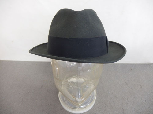 a Stetson Premier ステットソン プレミア 紳士中折れ帽 中古品 サイズ57表記 Johon B Stetson Company 昭和レトロ ソフトハット の落札情報詳細 ヤフオク落札価格情報 オークフリー スマートフォン版