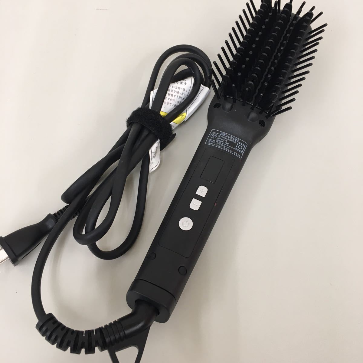 サロニア Salonia ストレートヒートブラシ ヘアアイロン Sl 012bks の落札情報詳細 ヤフオク落札価格情報 オークフリー スマートフォン版 サロニア Salonia ストレートヒートブラシ ヘアアイロン Sl 012bks の落札情報詳細 ヤフオク落札価格情報 オークフリー スマートフォン版
