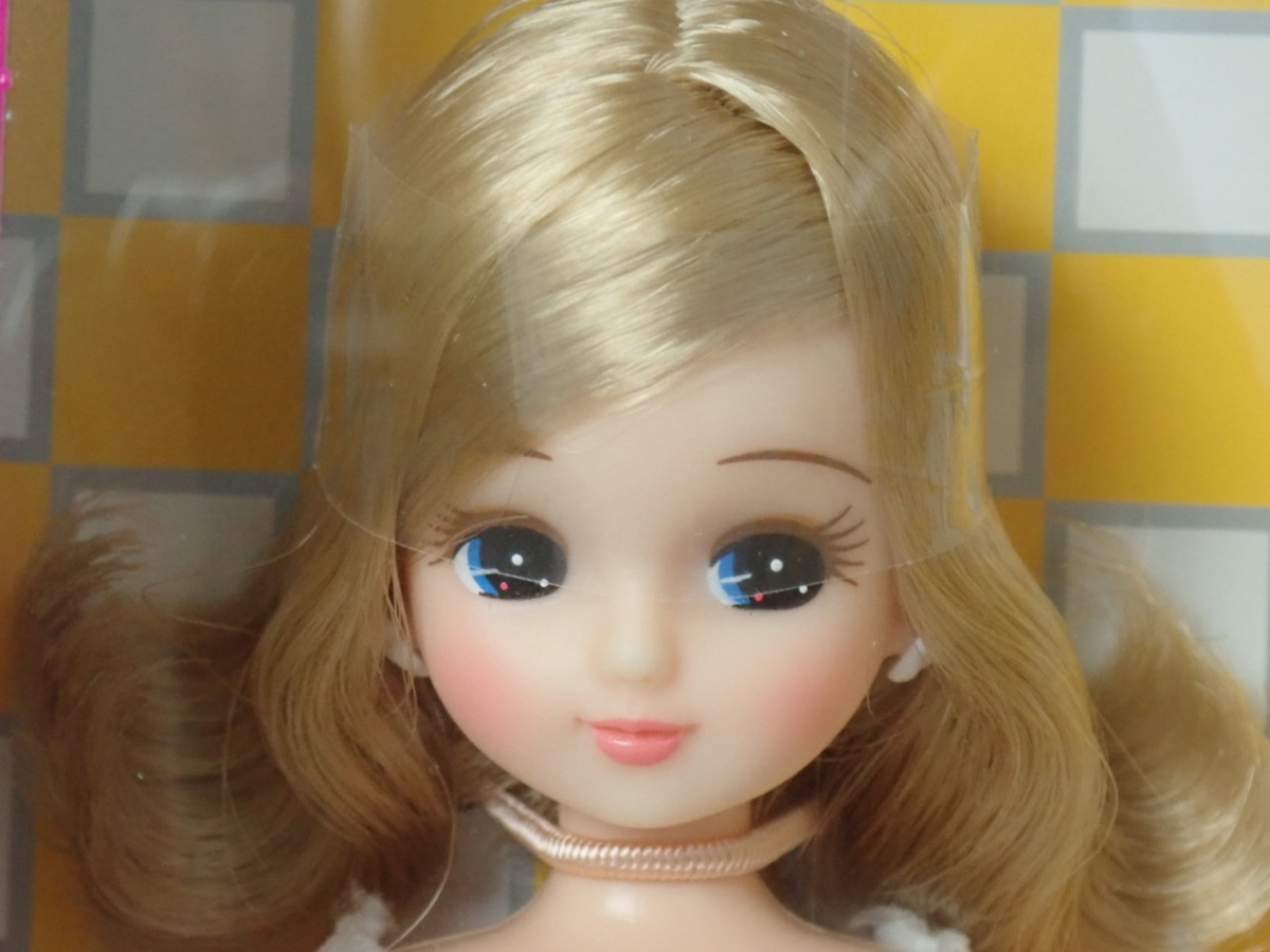 新品】☆未使用 リカちゃんキャッスル リカちゃん 2020年5月間ドール