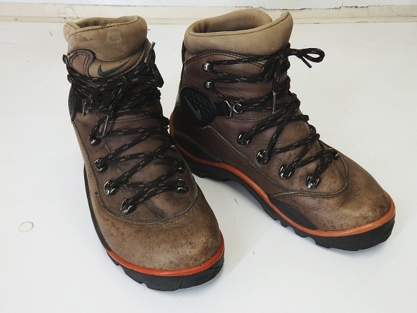 NIKE ACG ラハール　ミッド トレッキングブーツ　90s 96年製 NIKE ACG AIR TRAILSCAPE 1996（☆90s ヴィンテージ! ナイキ