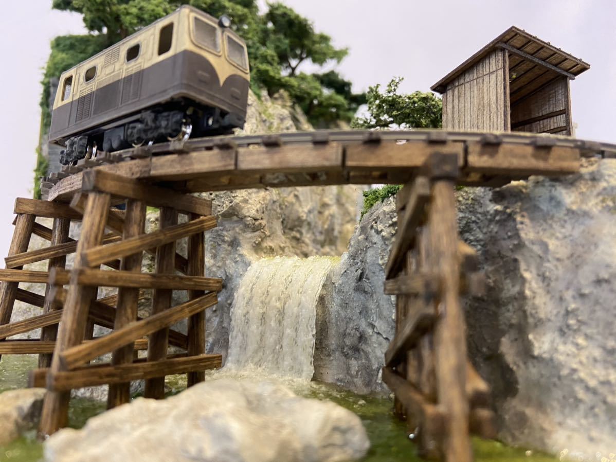 最安値級価格 HOナローレイアウト6 湖畔の風景アクリルケース付き 鉄道模型