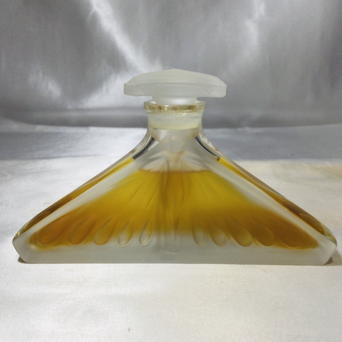 資生堂 エンチャンティングダンス 12ml 資生堂 エンチャンティングダンス パルファム 12ml 【公式通販】