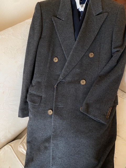 フランチェスコ スマルト Francesco Smalto Paris の100 カシミア ダブルチェスターコート 世界のvip御用達ブランド の落札情報詳細 ヤフオク落札価格情報 オークフリー スマートフォン版