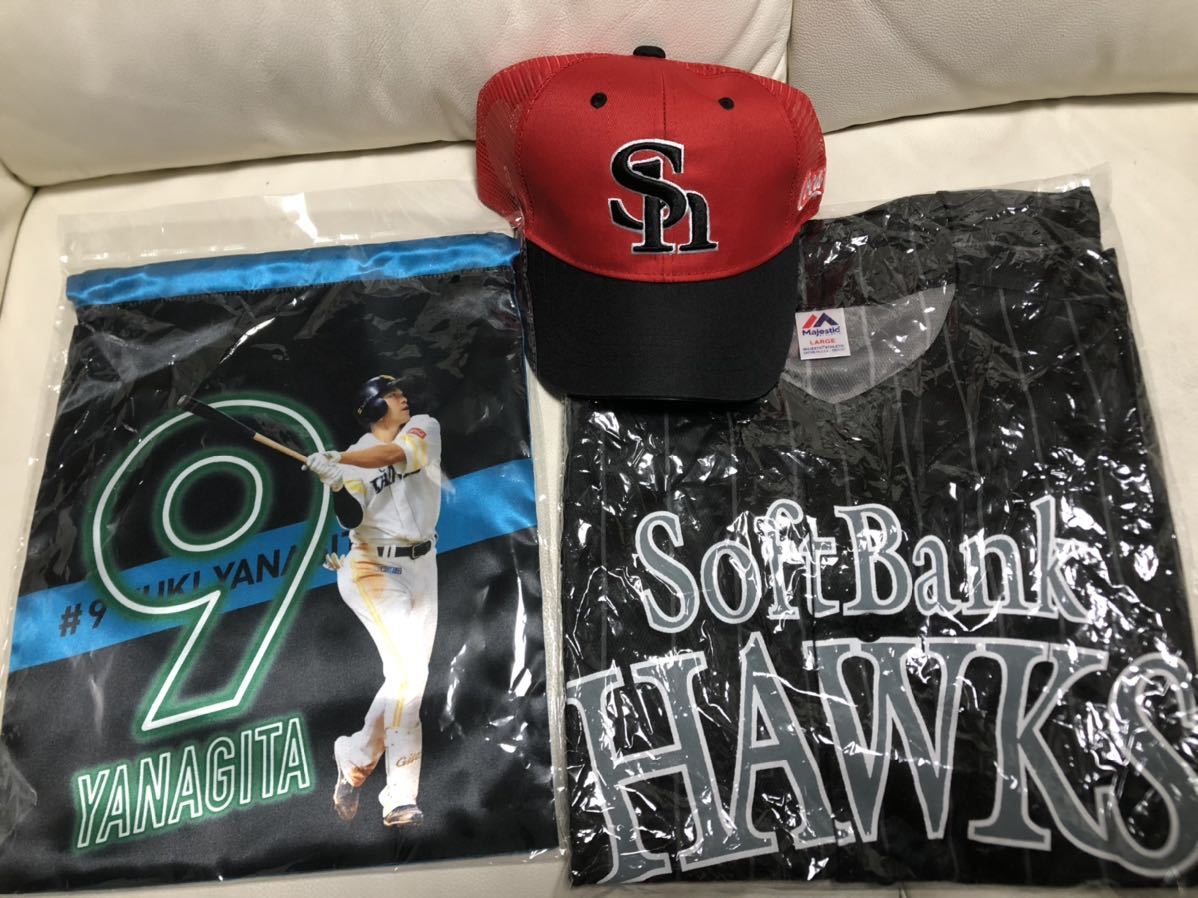 柳田悠岐　直筆サイン　ユニフォーム　福岡ソフトバンクホークス　ミズノ　レプリカ 柳田悠岐直筆サインユニフォーム福岡ソフトバンクホークスミズノレプリカ