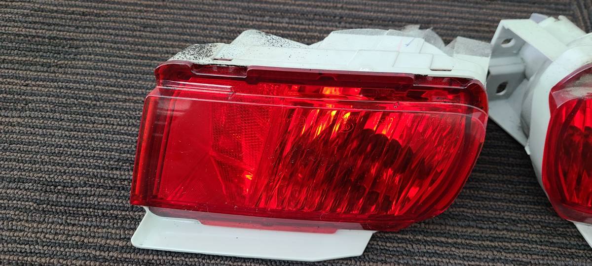 150 ランドクルーザープラド用 リアリフレクタ 寒冷地仕様用 STANLEY