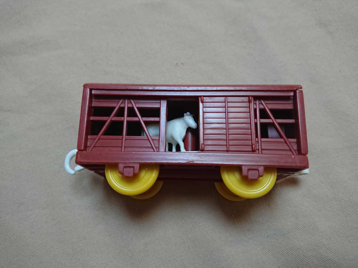 プラレール トーマス いっぱいつなごう 貨車セット 動物運搬車 家畜車 豚 牛 の落札情報詳細 ヤフオク落札価格情報 オークフリー スマートフォン版