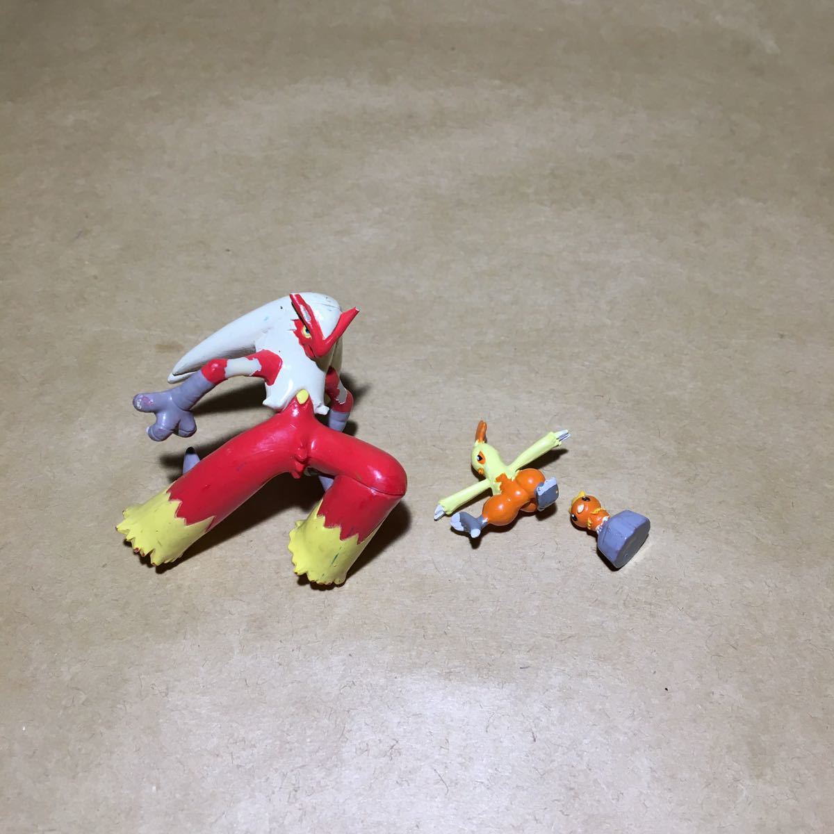 3体セット 立体ポケモン図鑑 アチャモ ワカシャモ バシャーモ フィギュア の落札情報詳細 ヤフオク落札価格情報 オークフリー スマートフォン版