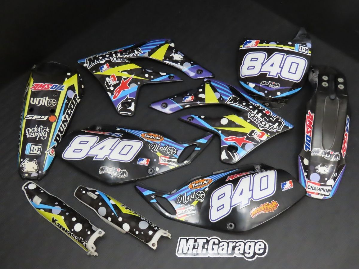 Dトラッカー250（LX250E）　シュラウド　skinデカール　左右セット カワサキ KAWASAKI Dトラッカー D-TRACKER 2004-2006 シュラウド