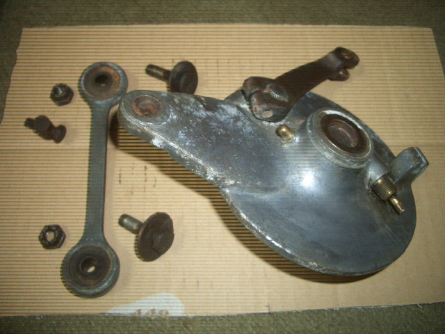 ホンダスポーツカブ純正フロントブレーキパネル トルクロッド C１１０でしょうか の落札情報詳細 ヤフオク落札価格情報 オークフリー スマートフォン版