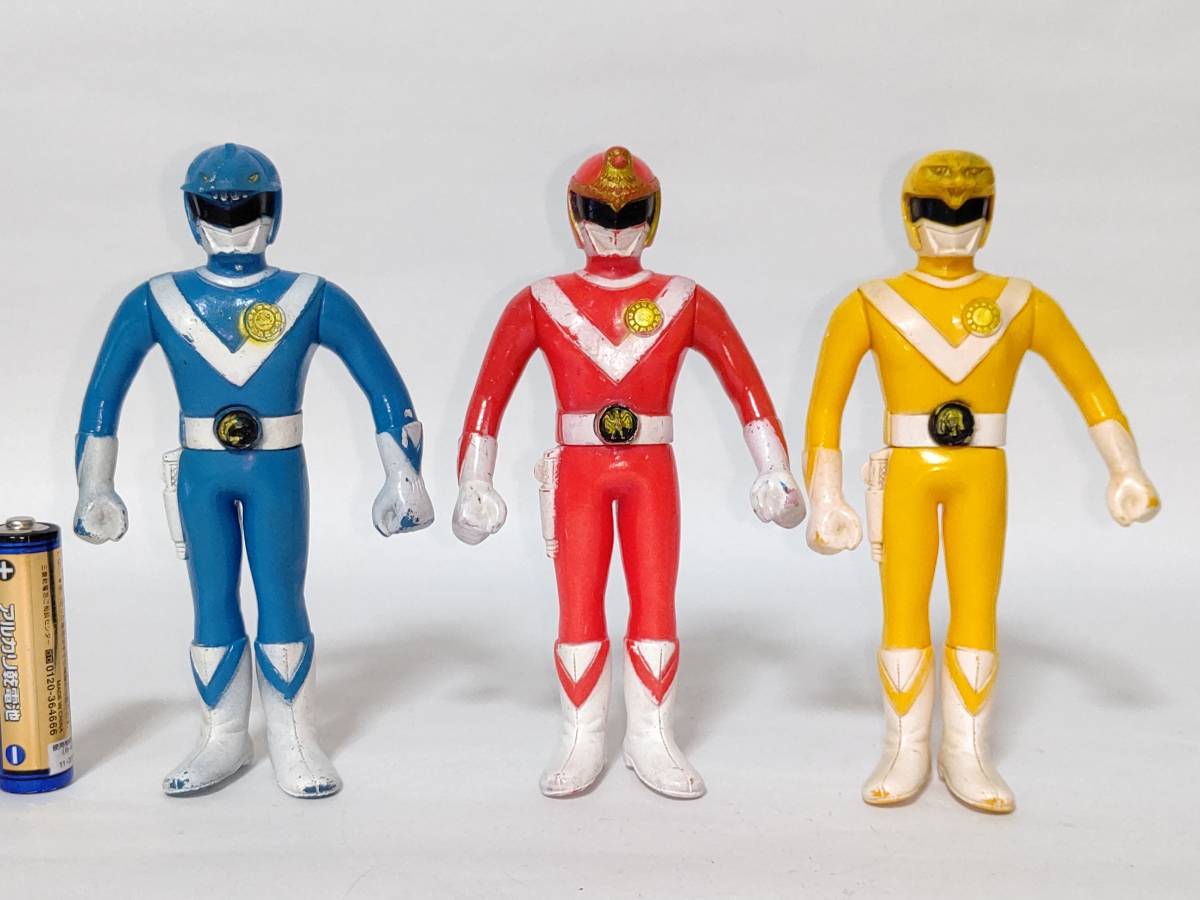 太陽戦隊サンバルカン！バルパンサー！ポピー！ 太陽戦隊サンバルカン バルパンサー バルシャーク ソフビ人形