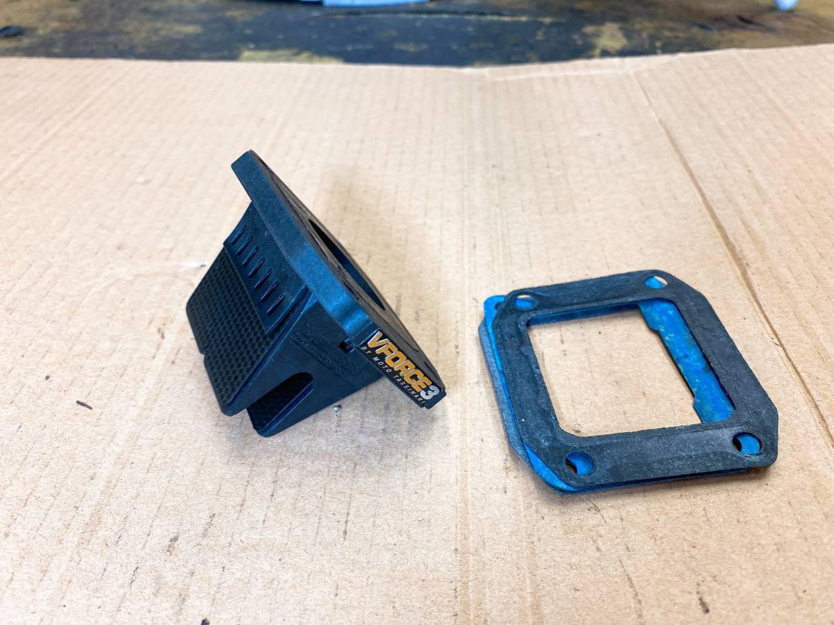 CR80用リードバルブ nsr50 /80 ns-1 RV2 1個社外 NSR50 NSR80 NS-1