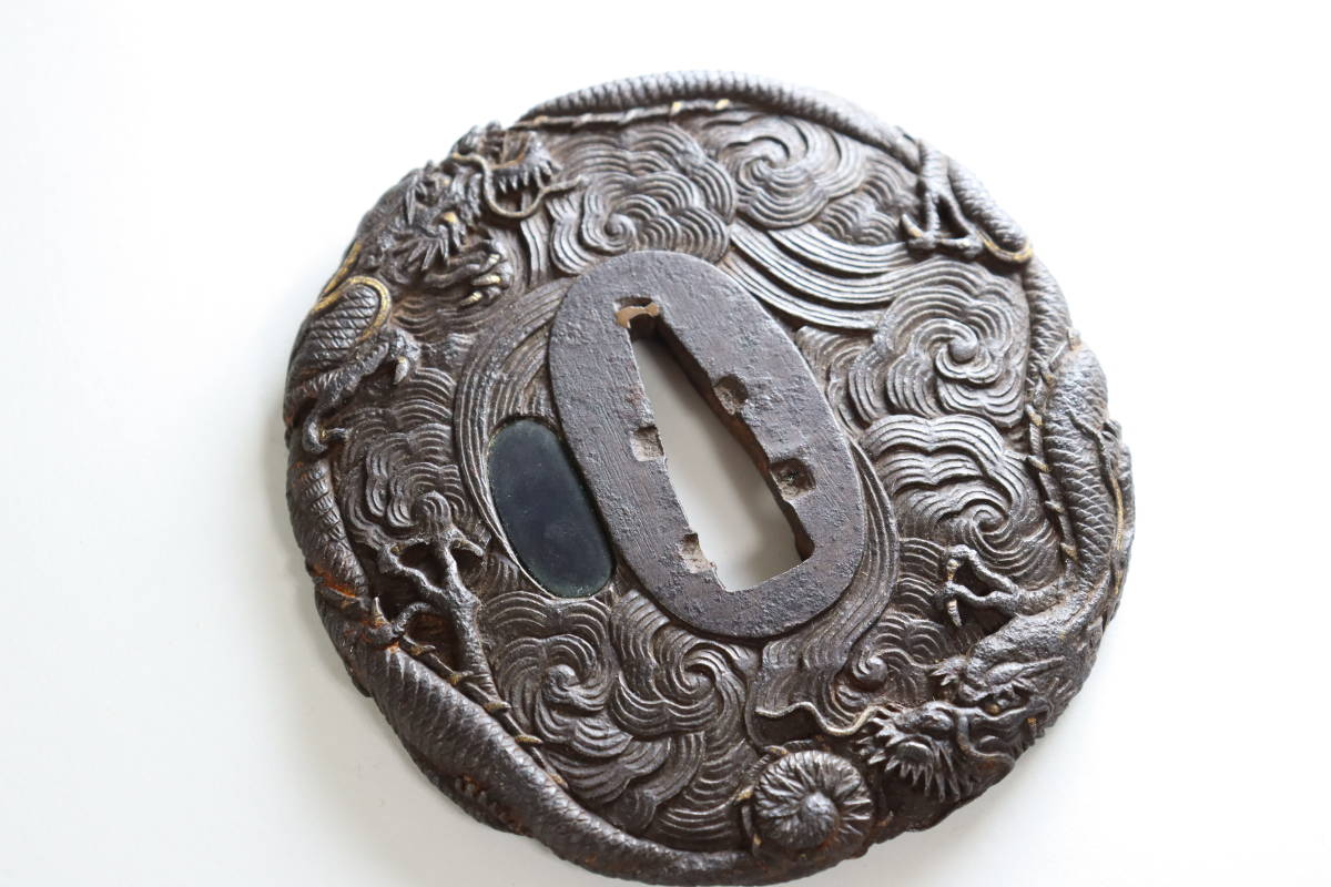 厳選 武具小道具 珍品 鉄地鉄地鋤出彫布目象嵌鍔 長崎 雲龍図鍔 特別貴重認定書 の落札情報詳細 ヤフオク落札価格情報 オークフリー スマートフォン版