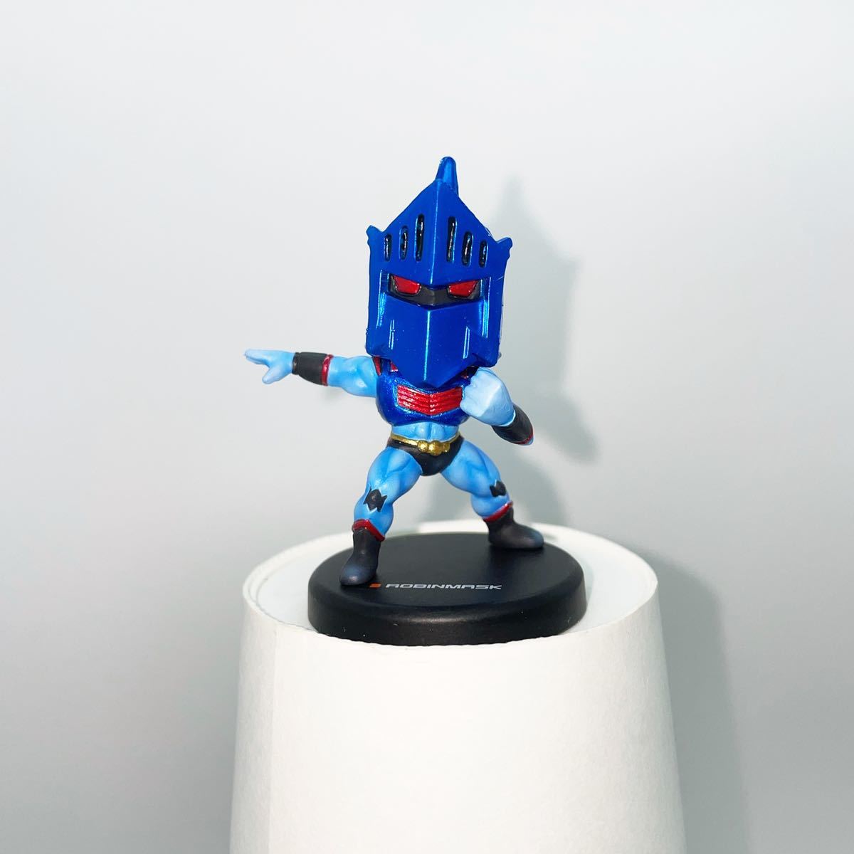 キン肉マン キン肉マンフィギュアコレクション ロビンマスク アニメカラー メタリック ペイント 塗装 リペイント の落札情報詳細 ヤフオク落札価格情報 オークフリー スマートフォン版