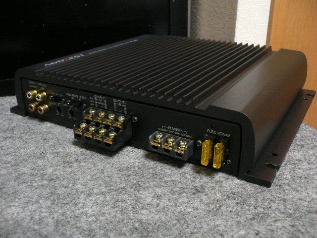 パワーアンプ ADDZEST A-2800 ADDZEST A-2800 パワーアンプ 車載 ch 名