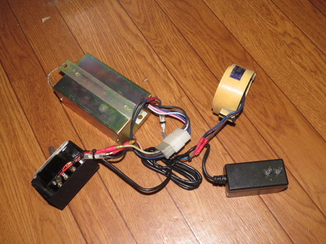 バス廃品】大阪市営バス ドアチャイム 日工電気 PCM91 ドア機器セット