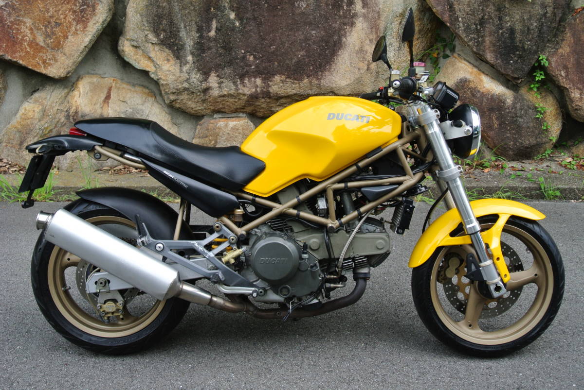 DUCATI モンスター400 キャブ車