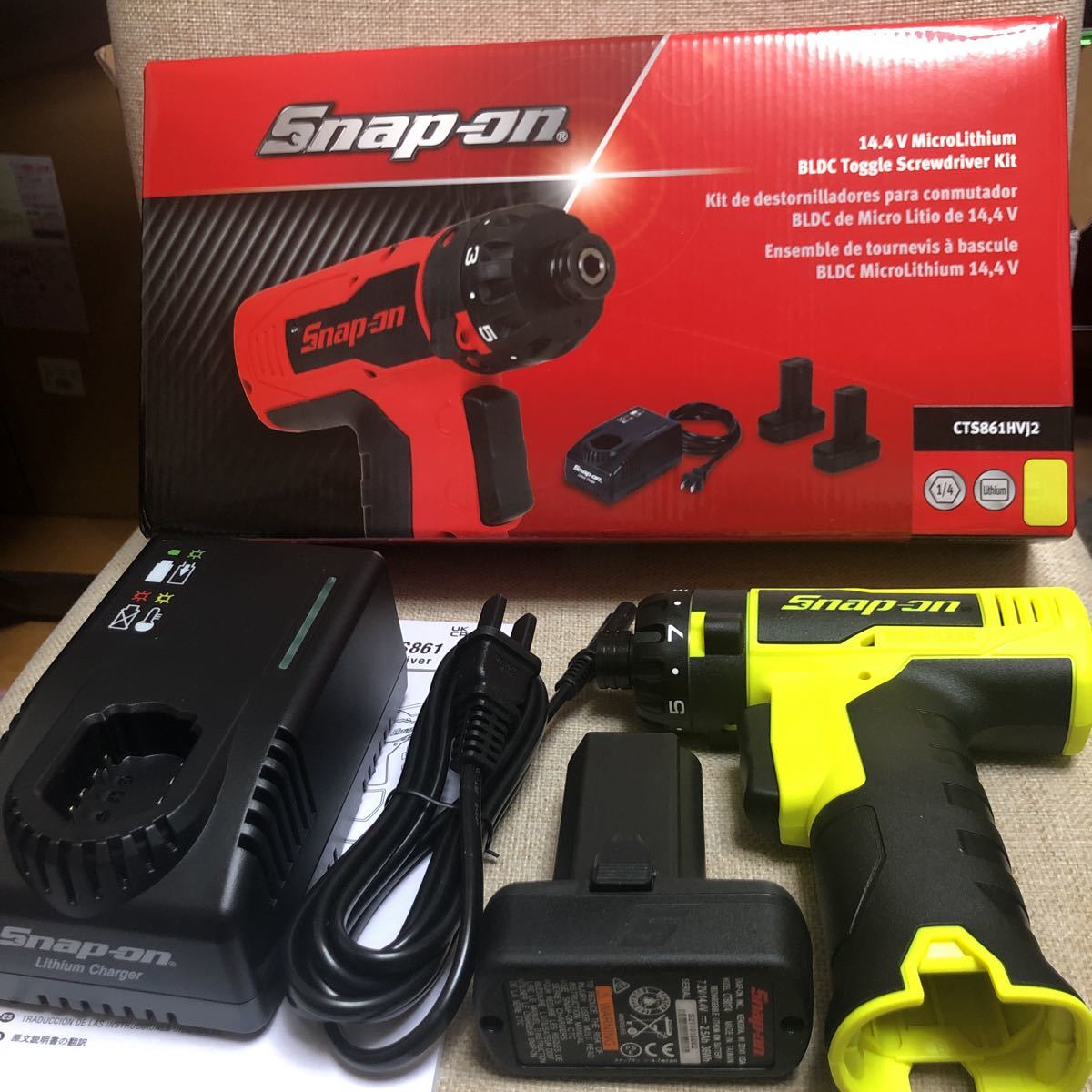 【未使用】新品 新型 スナップオン 充電式 電動ドライバー セット CTS861 イエロー Snapon 14.4Vの落札情報詳細