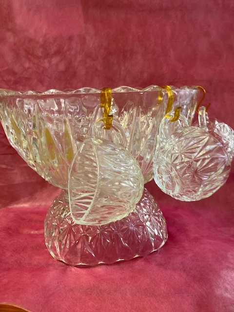 やや傷や汚れあり 送料込 ガラス製 パンチボウル 輸入品 アンティーク サングリア フルーツポンチセット 昭和レトロ クリスマスパーティー の落札情報詳細 ヤフオク落札価格情報 オークフリー スマートフォン版