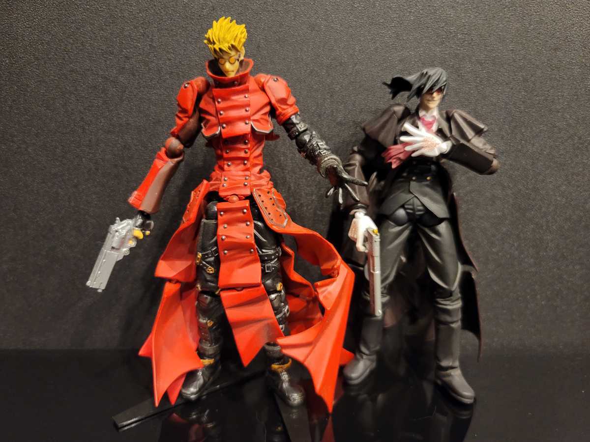 リボルテック トライガン 2体セット リボルテック トライガン 2体セット