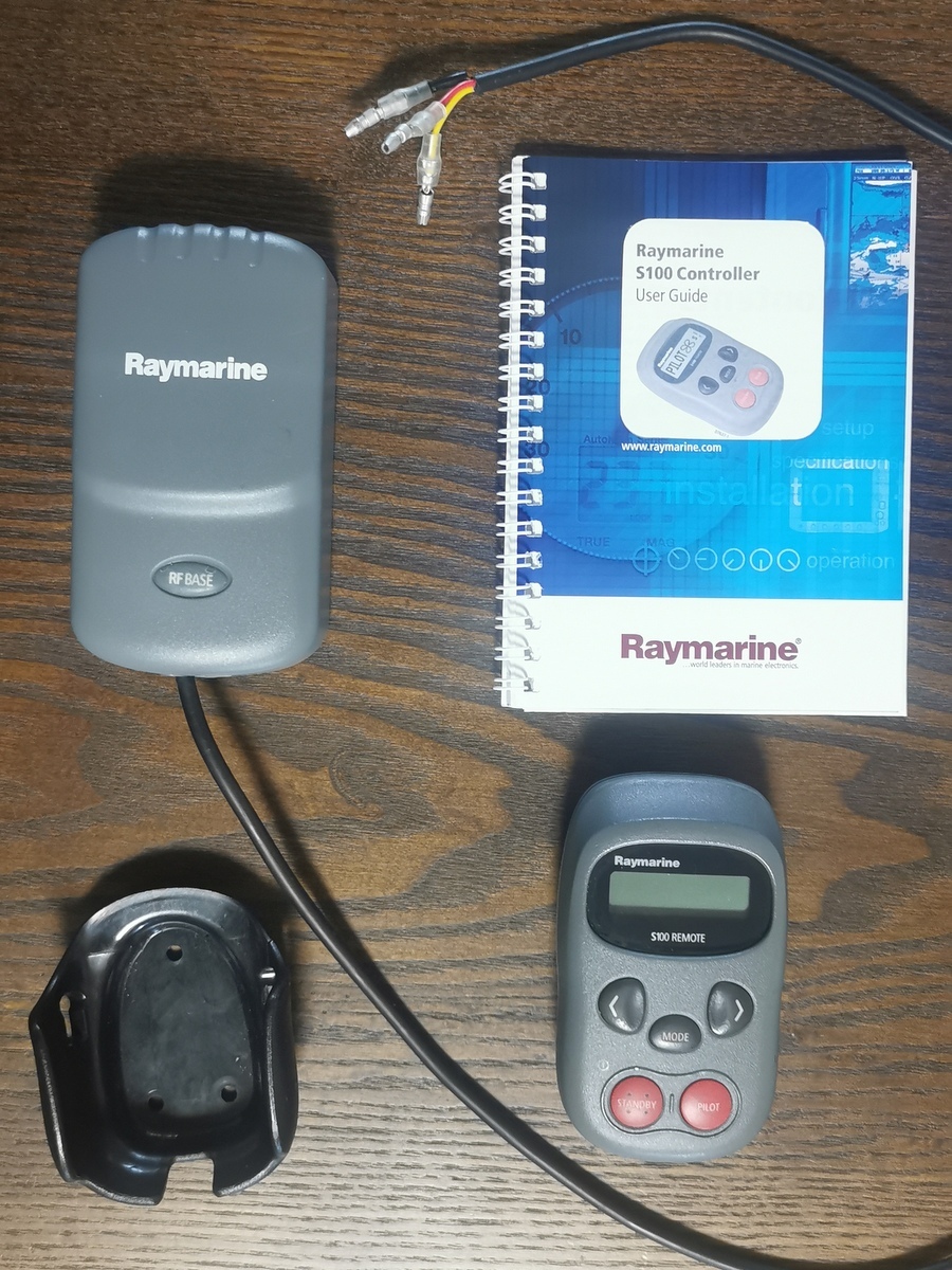 【中古】中古 Raymarine ST2000 Plus オートパイロット動作品です! の落札情報詳細| ヤフオク落札価格情報 オークフリー
