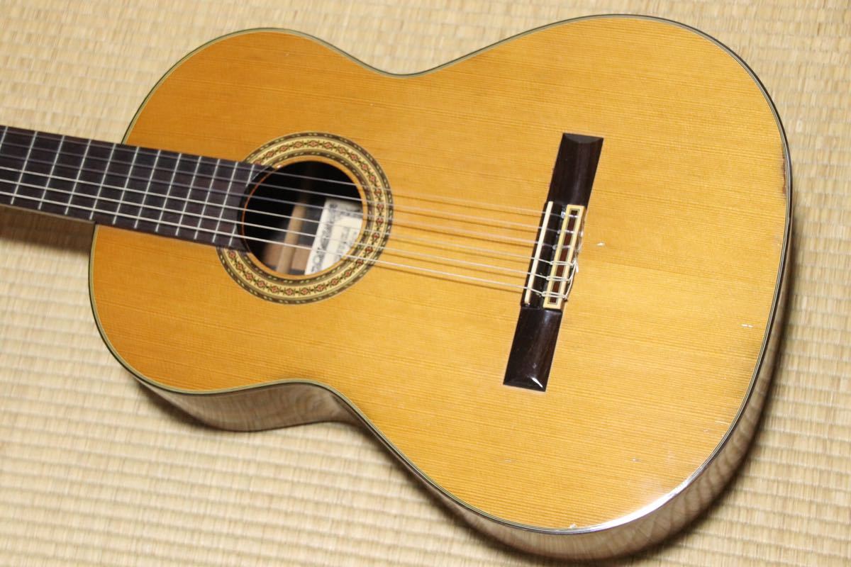 180円 高級な 平賀 さち枝 さっちゃん 淡く透き通った歌声と 軽やかなガット