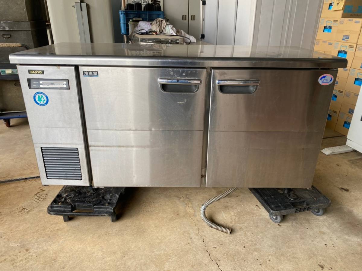 0331 サンヨー テーブル型冷蔵ショーケース SMR-V1241NA 220L 100V 台