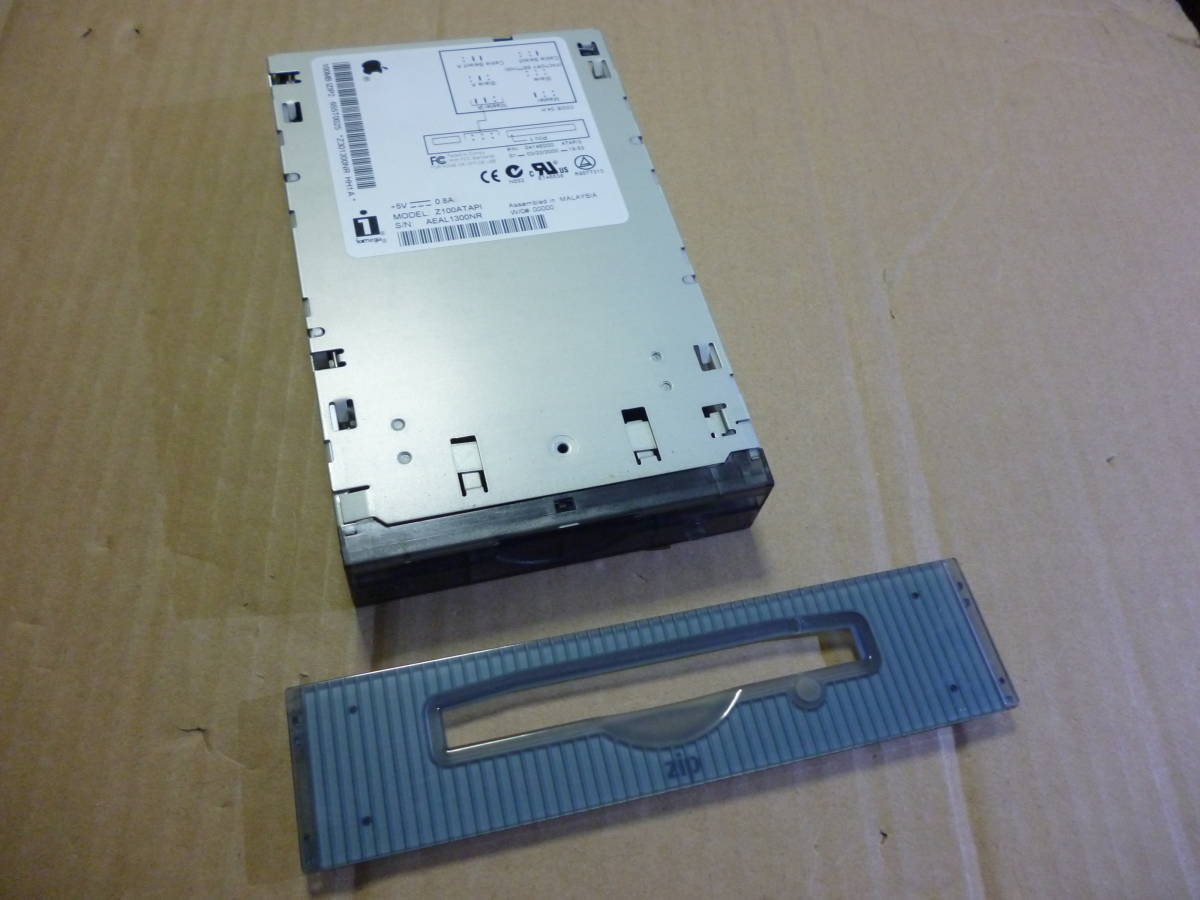 【傷や汚れあり】★中古 手渡し可★Apple 純正 zipドライブ 100MB iomega Z100ATAPI IDE接続 Mac OS ...