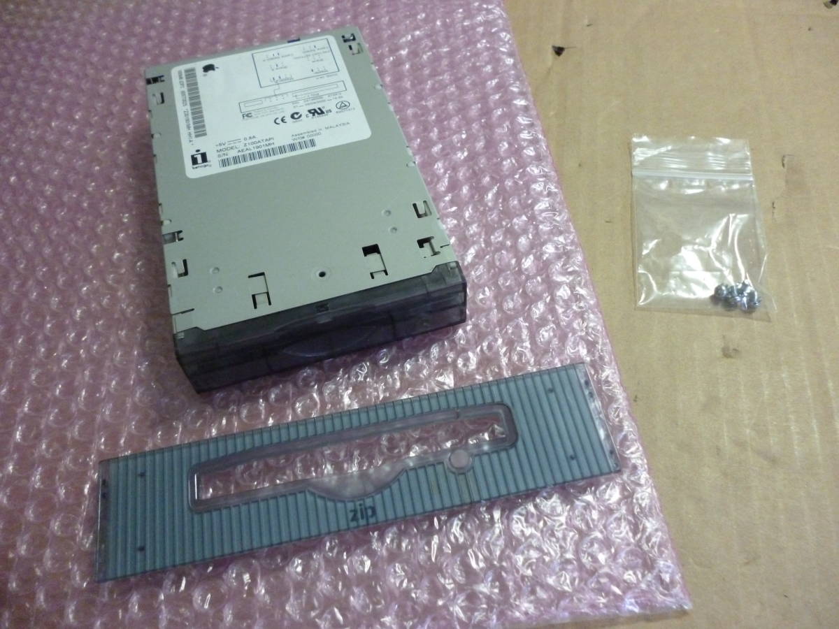 【傷や汚れあり】★中古 手渡し可★Apple 純正 zipドライブ 100MB iomega Z100ATAPI IDE接続 Mac OS ...