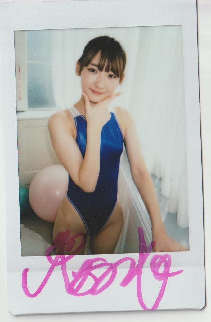 沢地優佳 婚外恋愛白書 DVD特典 サイン入り 現場チェキ d