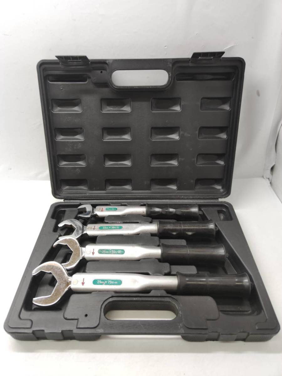 【やや傷や汚れあり】送料無料g12742 BBK TORQUE WRENCH トルクレンチ 29mm × 75Nm 26mm × 55Nm